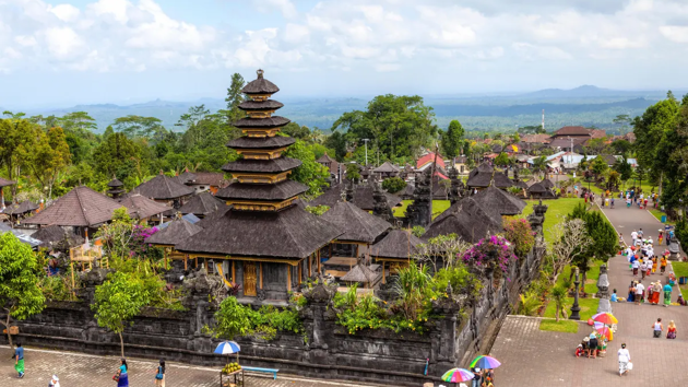 Indonesia “loay hoay” với thuế du lịch mới tại Bali