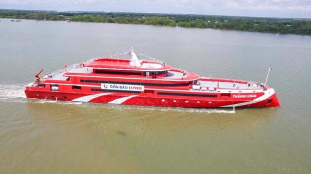 High-speed boat service launched between HCM City and Con Dao