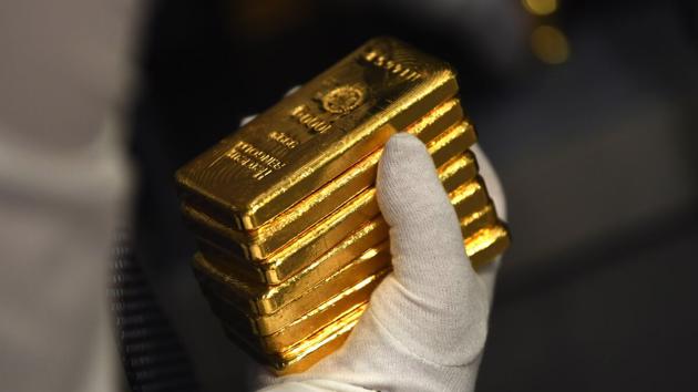 Giá vàng thế giới lập kỷ lục mới sau tin Trung Đông, trong nước “rón rén” tăng theo