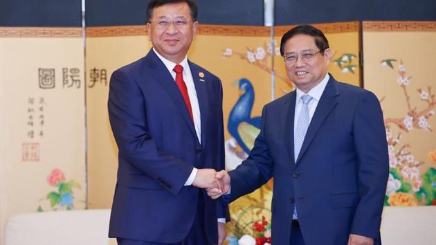 China's CRCC eyes Vietnam's railway projects