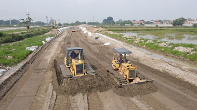 Bộ Xây dựng đôn đốc nhiều dự án có tiến độ giải ngân thấp