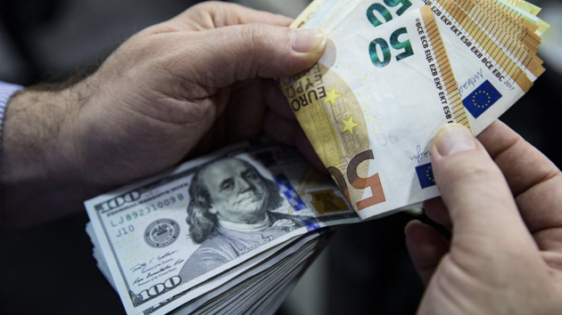 Đồng euro tăng giá mạnh khiến doanh nghiệp châu Âu như “ngồi trên đống lửa”