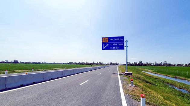 Khắc phục khó khăn công trình nâng cấp cao tốc Lộ Tẻ - Rạch Sỏi