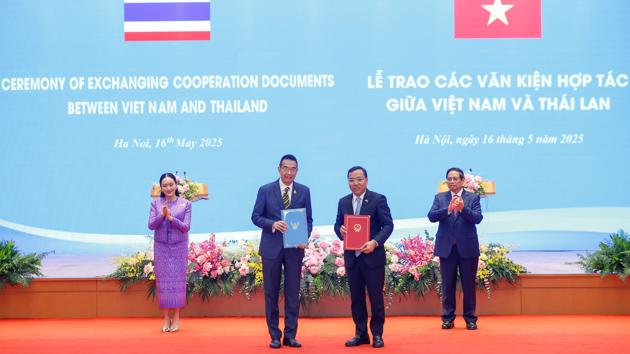 Việt Nam - Thái Lan trao nhiều văn kiện hợp tác quan trọng