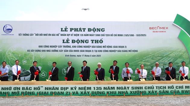 Bình Dương động thổ 2 khu công nghiệp sinh thái, thông minh và bền vững