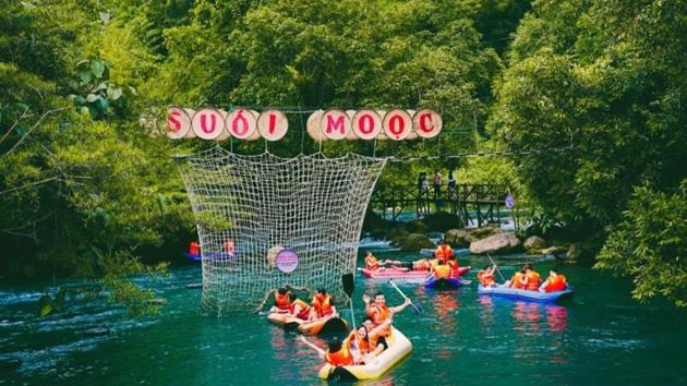 Agreement on three ecotourism projects in central Quang Binh province signed