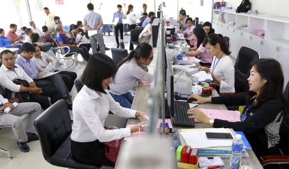 Công chức cấp xã cần tốt nghiệp đại học trở lên