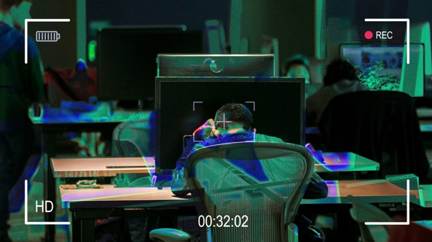 Bùng nổ công nghệ tích hợp AI, giám sát người lao động gần như 24/7