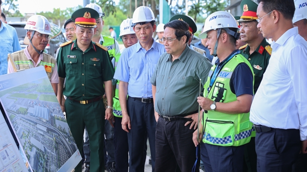Thủ tướng kiểm tra tiến độ Cảng hàng không Đồng Hới