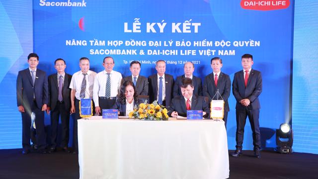 Sacombank và Dai-Ichi Life Việt Nam nâng tầm hợp đồng đại lý bảo hiểm độc quyền 