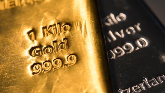 Read more about the article Sức ép từ Fed khiến vàng tụt giá trong tháng 1