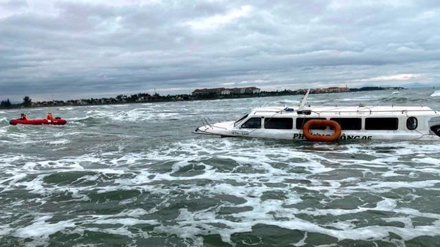 Read more about the article Sau vụ chìm cano khiến 17 người chết, siết toàn bộ hoạt động vận tải hành khách đường thủy