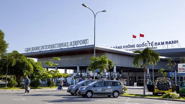 Read more about the article Quá tải nghiêm trọng, Cảng hàng không quốc tế Cam Ranh nâng cấp theo hướng nào?