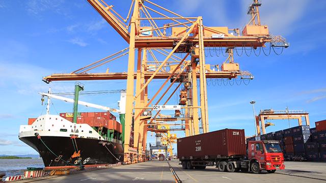 Read more about the article Tín hiệu hồi phục chuỗi cung ứng qua cảng Hải Phòng