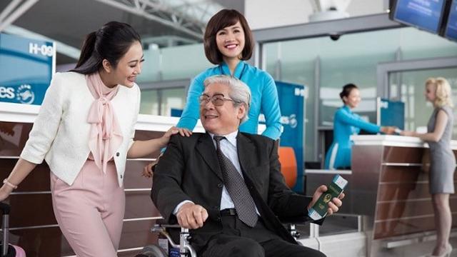 Read more about the article Chính sách giảm giá vé cho người cao tuổi khi đi xe khách đường dài, máy bay ra sao?
