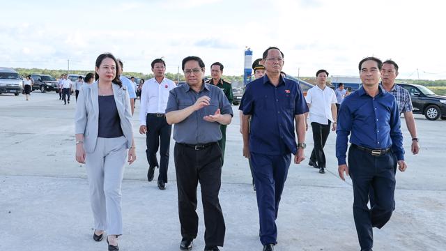 Read more about the article Thủ tướng kiểm tra, đôn đốc và gỡ vướng cho dự án sân bay Phan Thiết