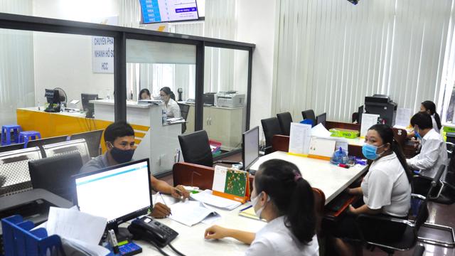 Quảng Nam sẽ chuyển 100% thủ tục hành chính tại Trung tâm phục vụ hành chính công qua bưu điện tiếp nhận