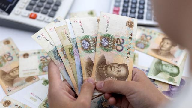Tỷ giá hối đoái giữa đồng tiền nhân dân tệ và tiền Việt?

