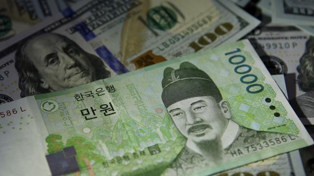 Read more about the article Đang mất giá “thảm” nhất châu Á, đồng Won Hàn Quốc bất ngờ trở thành đồng tiền tăng mạnh nhất