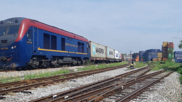 Read more about the article Tăng năng lực kết cấu hạ tầng, khai thác hoạt động liên vận đường sắt quốc tế