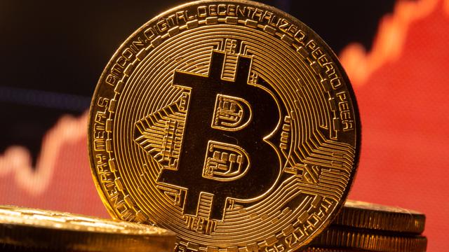 Đằng sau diễn biến giá Bitcoin tăng bùng nổ hơn 25% trong chưa đầy 3 tuần