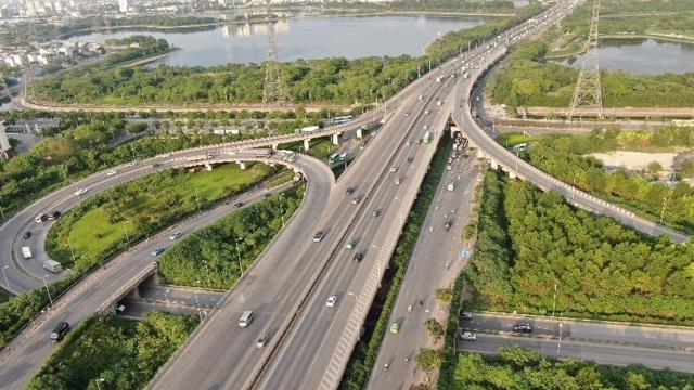 Read more about the article Được đầu tư 137.000 tỷ đồng, diện mạo giao thông vùng Đồng bằng sông Hồng thay đổi ra sao?