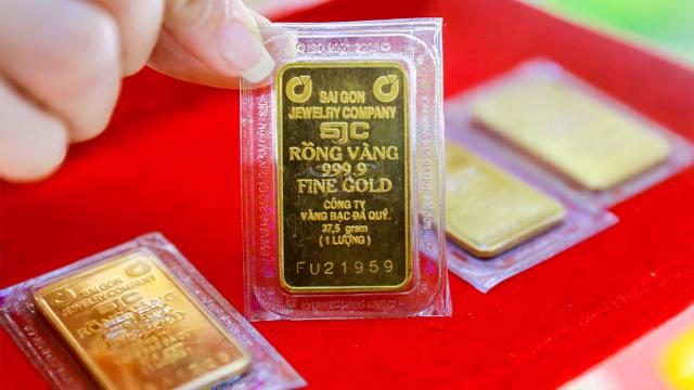 Vietnam's Gold Rush Under Scrutiny Amid Soaring Prices - Nhịp Sống Kinh ...