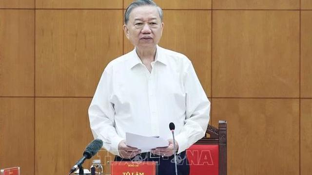 Party leader chairs meeting on combating corruption, wastefulness