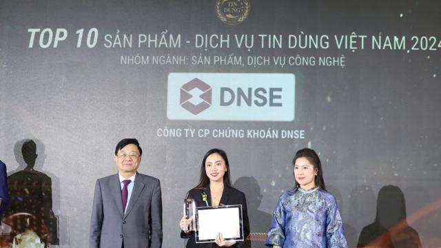 DNSE đạt "Top 10 sản phẩm - dịch vụ công nghệ Tin dùng" năm thứ hai liên tiếp