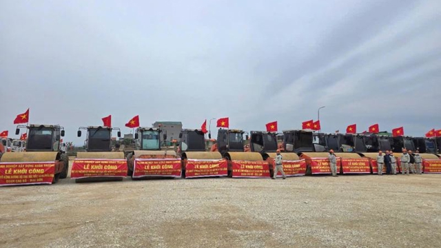 Expansion of Cao Bo - Mai Son expressway underway