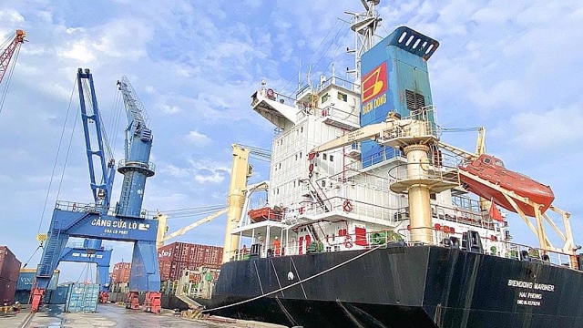 Central Nghe An province's 2M export revenue increases by 56.43% year-on-year