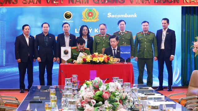 Cập nhật sinh trắc học tại Sacombank dễ dàng qua VNeID - Nhịp sống kinh tế Vi