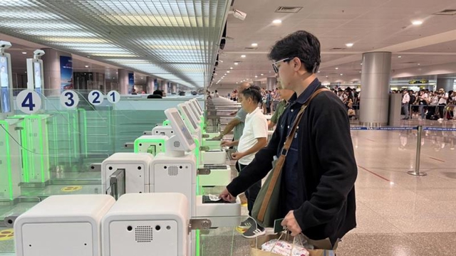 VNeID biometric technology to be applied at all airports, seaports and border gates nationwide