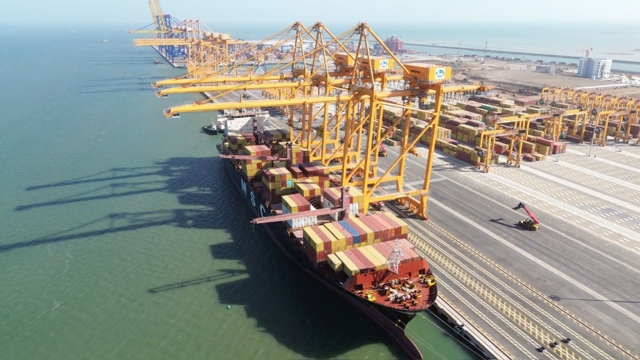 First commercial vessel docks at newly-built berths in Hai Phong