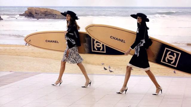 Thể thao - Con đường mới để các thương hiệu xa xỉ như Ferrari, Chanel và Apple tăng doanh thu