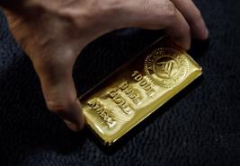Giá vàng thế giới lập kỷ lục rồi giảm chóng mặt, trong nước sụt trên 2 triệu đồng/lượng