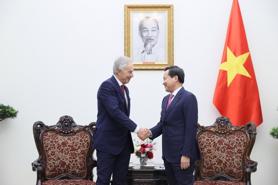 Vietnam Seeks Global Expertise from Former UK Prime Minister Tony Blair to Boost Growth and Sustainability