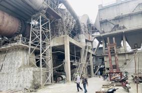 Deadly Workplace Failure: Seven Killed in Vietnamese Cement Plant Accident