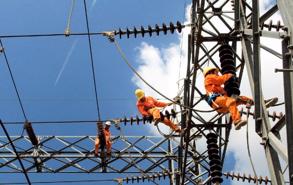 Prime Minister orders sufficient power supply for peak season