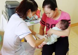 Tỷ lệ tiêm vaccine phòng nhiều dịch bệnh chưa đạt đúng tiến độ