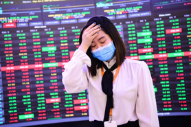 Vừa đón tin vui, cổ phiếu thép lại quay đầu giảm sốc vì nguy cơ gặp bất lợi tại thị trường EU