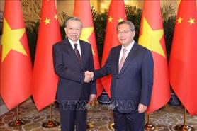 Vietnamese top leader proposes China to promote cooperation in hi-tech fields