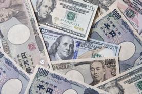 Đồng USD trở thành đối tượng mới của carry-trade