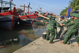 Ứng phó siêu bão, Ninh Bình - Thanh Hóa cấm biển 