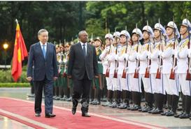 Leaders of Vietnam and  Guinea-Bissau hold talks 