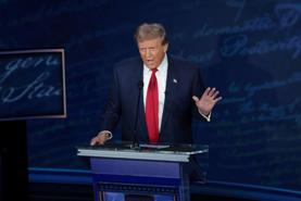 Giá cổ phiếu công ty mạng xã hội của ông Trump lao dốc sau cuộc tranh luận với bà Harris