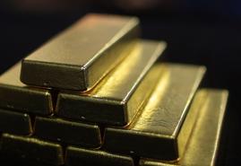 Đà tăng khó cản đưa giá vàng vượt qua mốc 2.600 USD/oz