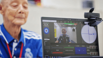 AI giúp theo dõi sức khỏe trong thời già hóa dân số