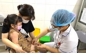 Hà Nội  triển khai chiến dịch tiêm vaccine sởi cho trẻ từ 1 - 5 tuổi 