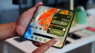 Đọ thông số kỹ thuật, giá tiền giữa ba mẫu smartphone gập đang được đánh giá cao